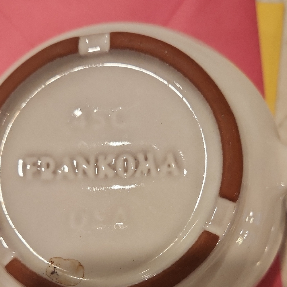 Elegant White Ceramic Mug - Picture 3 of 3